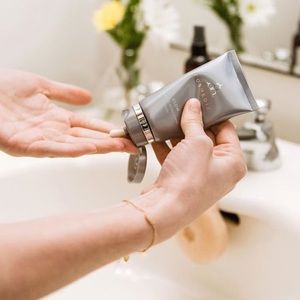 CAUSEBOX Cosmedix GLOW Bamboo Brightening Mask